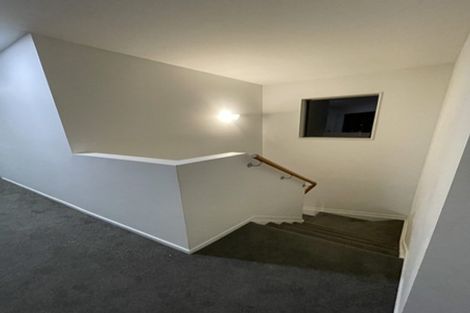 Photo of property in 7 Bordeaux Parade, Te Atatu South, Auckland, 0610