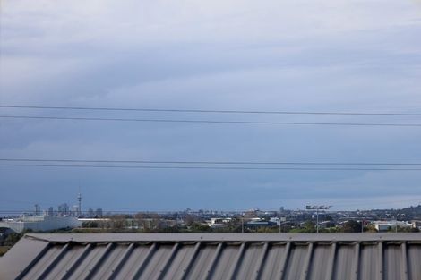 Photo of property in 60 Niu Lane, Te Atatu South, Auckland, 0610