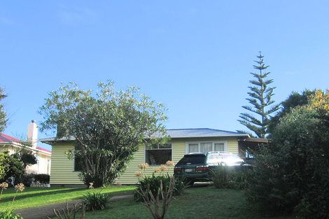 Photo of property in 55 Aorangi Road, Paraparaumu, 5032