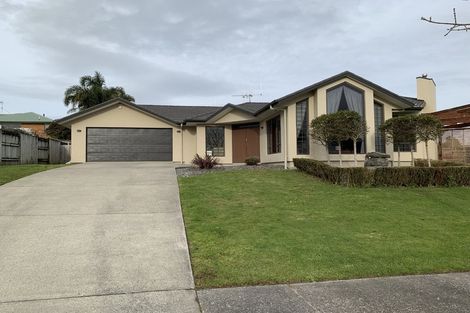 Photo of property in 2 Stratford Place, Huntington, Hamilton, 3210