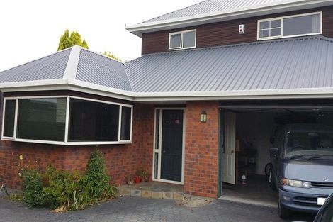 Photo of property in 2/209 Withells Road, Avonhead, Christchurch, 8042