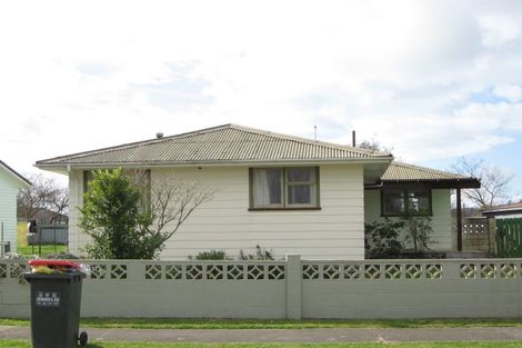 Photo of property in 75 Lipscombe Crescent, Havelock North, 4130