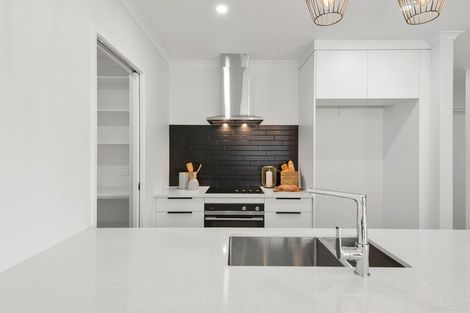 Photo of property in 11 Paul Way, Pokeno, 2402