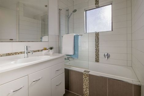 Photo of property in 62 Atkinson Avenue, Otaki Beach, Otaki, 5512