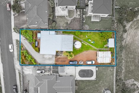 Photo of property in 3 Delshaw Avenue, Stanmore Bay, Whangaparaoa, 0932