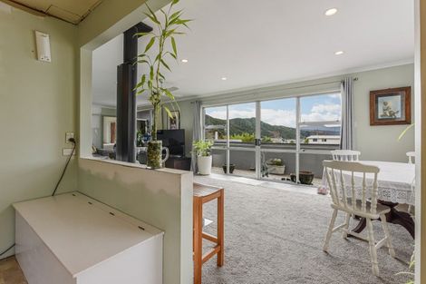 Photo of property in 23 Moana View Road, Waikawa, Picton, 7220