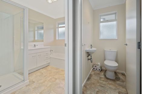 Photo of property in 28 Potae Avenue, Lytton West, Gisborne, 4010