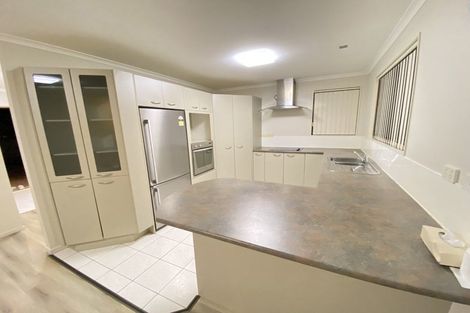 Photo of property in 10 San Bernadino Drive, Henderson, Auckland, 0612