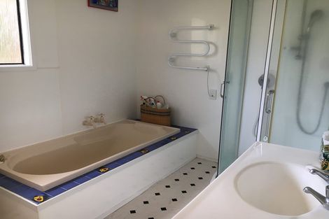 Photo of property in 11 Fidelis Avenue, Snells Beach, 0920