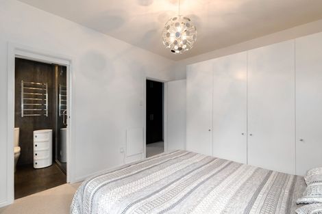 Photo of property in 141 Saint Martins Road, Saint Martins, Christchurch, 8022