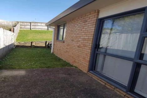 Photo of property in 73 Riverside Drive, Waiuku, 2123