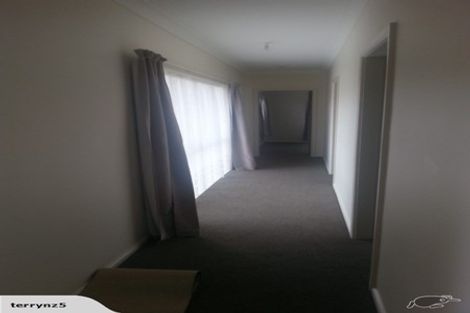 Photo of property in 71 Yaldhurst Road, Sockburn, Christchurch, 8042