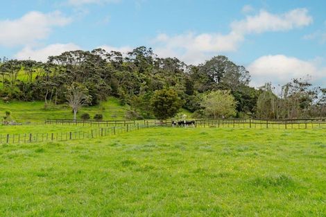 Photo of property in 136 Muriwai Road, Waimauku, 0881