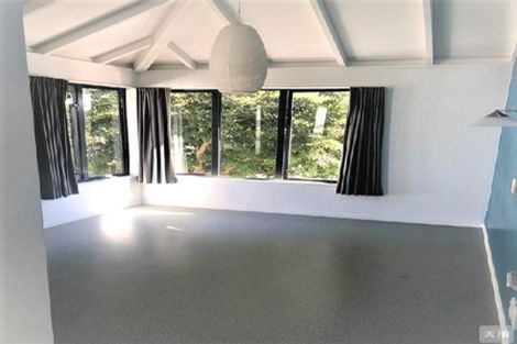 Photo of property in 58 Gladstone Road, Northcote, Auckland, 0627