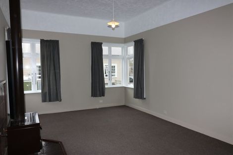 Photo of property in 6 Edward Street, Dannevirke, 4930