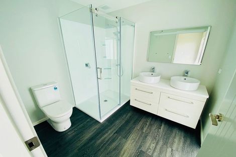 Photo of property in 36 Queen Charlotte Drive, Aotea, Porirua, 5024