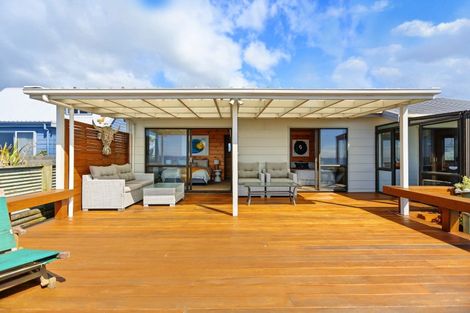 Photo of property in 171 Pukehina Parade, Pukehina, 3189