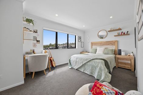 Photo of property in 4/271 Ormiston Road, Flat Bush, Auckland, 2019