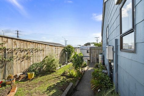 Photo of property in 12 Union Street, Foxton, 4814