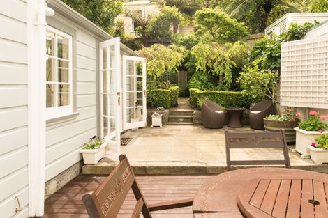 Photo of property in 194 Sydney Street West, Thorndon, Wellington, 6011