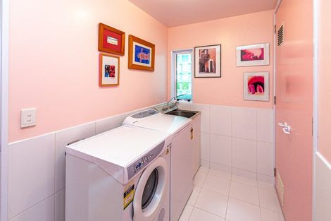 Photo of property in 14 Kent Road, Saint Johns Hill, Whanganui, 4501