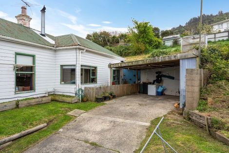 Photo of property in 13 Junction Road, Ravensbourne, Dunedin, 9022