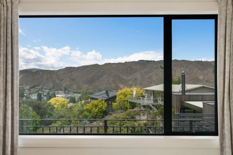 Photo of property in 4 Hawkdun Place, Bridge Hill, Alexandra, 9320