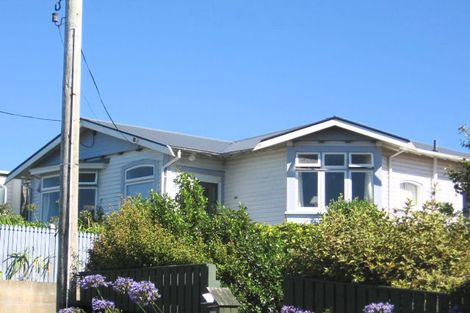 Photo of property in 24a Waru Street, Khandallah, Wellington, 6035