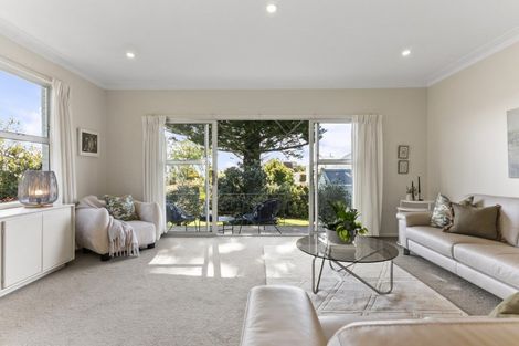 Photo of property in 2/245 Jervois Road, Herne Bay, Auckland, 1011