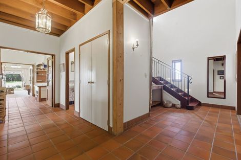 Photo of property in 1a Ngapeke Road, Welcome Bay, Tauranga, 3175