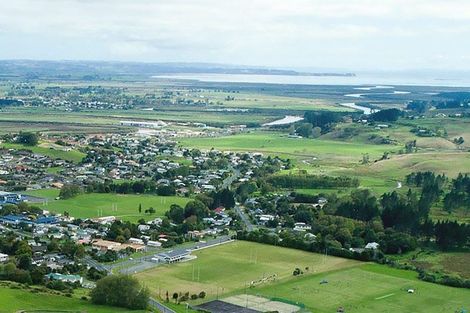 Photo of property in 2 Minerva Avenue, Helensville, 0800