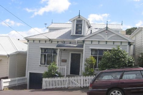 Photo of property in 5 Derby Street, Mount Victoria, Wellington, 6011