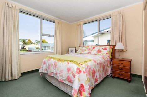 Photo of property in 6 Laurent Place, Greenmeadows, Napier, 4112