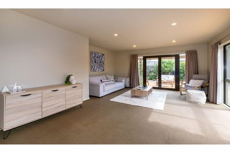 Photo of property in 19 Studholme Street, Somerfield, Christchurch, 8024