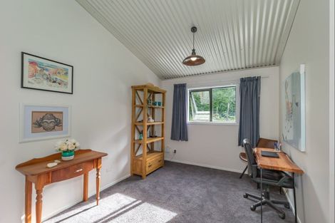 Photo of property in 146 Manakau Heights Drive, Manakau, Levin, 5573