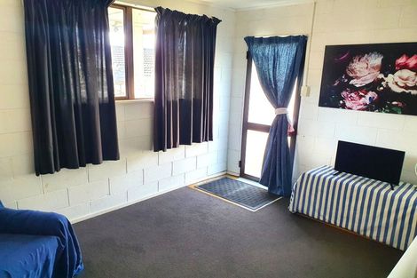 Photo of property in 73 Devon Street, Picton, 7220