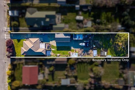 Photo of property in 16 Coronation Street, Waimate, 7924