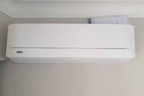 Photo of property in 3/62 Moana Avenue, One Tree Hill, Auckland, 1061