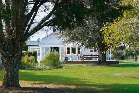 Photo of property in 46 School Road, Te Horo, Otaki, 5582
