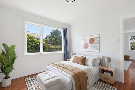 Photo of property in 3/139 Queens Drive, Lyall Bay, Wellington, 6022