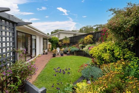 Photo of property in 1/16 Gills Road, Bucklands Beach, Auckland, 2014