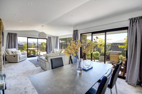 Photo of property in 18 Caledonia Drive, Mosgiel, 9024