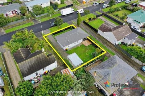 Photo of property in 2/13 John Street, Mangere East, Auckland, 2024