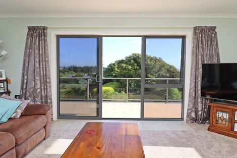 Photo of property in 11 Oakham Street, Hampden, 9410