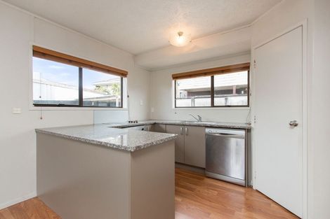 Photo of property in 2/6 Miami Street, Mangere East, Auckland, 2024