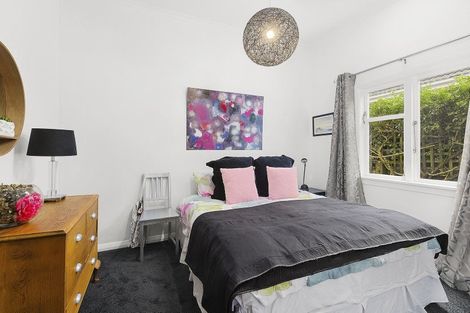 Photo of property in 353 Karori Road, Karori, Wellington, 6012