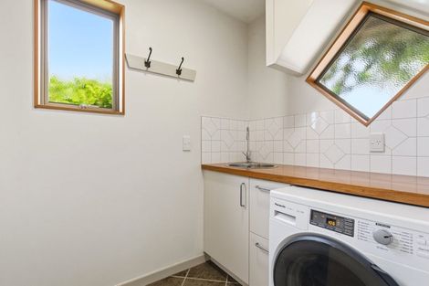 Photo of property in 111a The Ridgeway, Mornington, Wellington, 6021