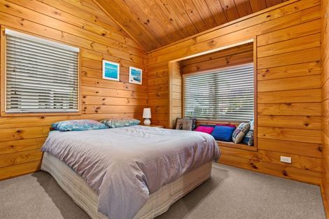 Photo of property in 24 Sailfish Drive, West Harbour, Auckland, 0618