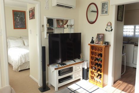 Photo of property in 1-11/94 Avenue Road, West End, Timaru, 7910