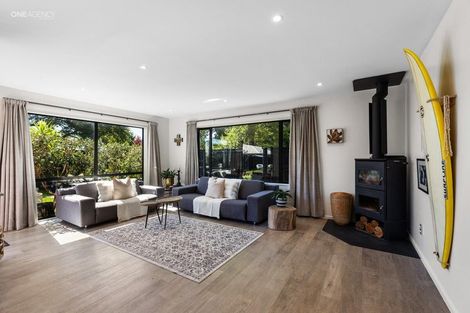 Photo of property in 8 Cunneen Place, Aidanfield, Christchurch, 8025